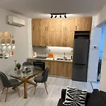 Thessavibe Lux Apartment *