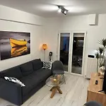Apartment Thessavibe Lux *