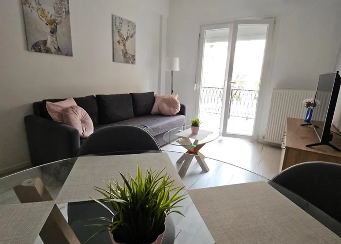 Apartment Thessavibe Lux *